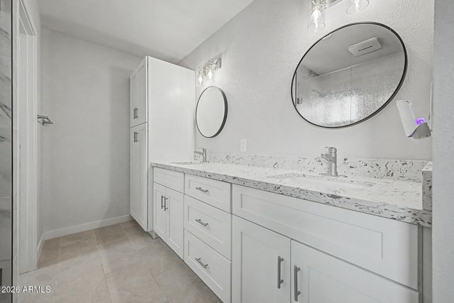 1969 E DUKE Drive, Tempe, AZ 85283