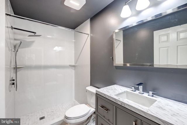 407 EAGLE RD, Wayne, PA 19087