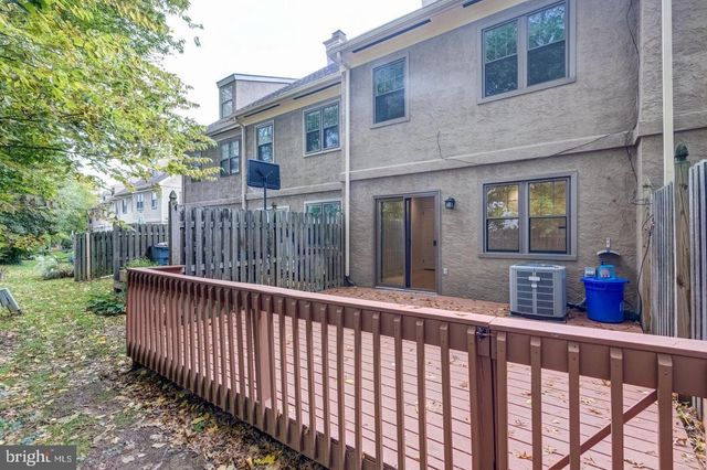 407 EAGLE RD, Wayne, PA 19087