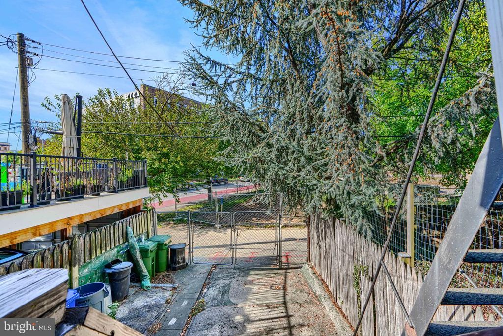 1906 MOUNT ROYAL TER, Baltimore, MD 21217