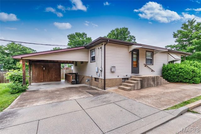 211 10th Street, Crystal City, MO 63019