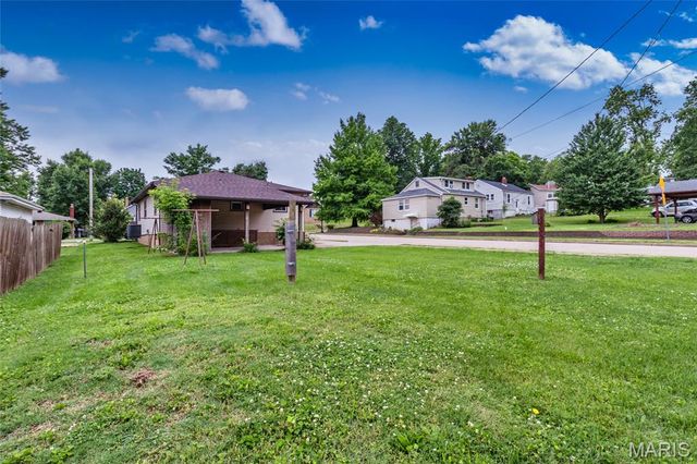 211 10th Street, Crystal City, MO 63019