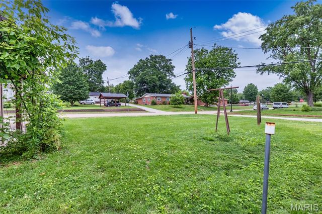 211 10th Street, Crystal City, MO 63019