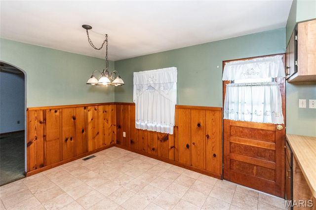 211 10th Street, Crystal City, MO 63019