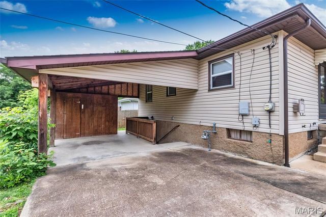 211 10th Street, Crystal City, MO 63019
