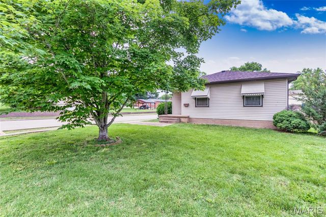 211 10th Street, Crystal City, MO 63019