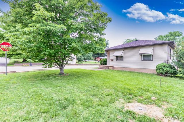 211 10th Street, Crystal City, MO 63019