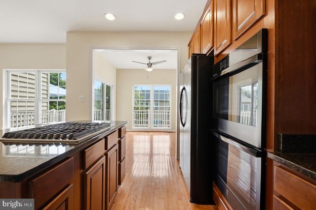 8910 DAWSON MANOR DR, Ellicott City, MD 21043