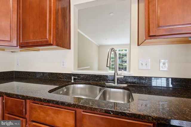 8910 DAWSON MANOR DR, Ellicott City, MD 21043
