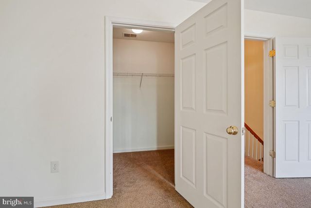 8910 DAWSON MANOR DR, Ellicott City, MD 21043