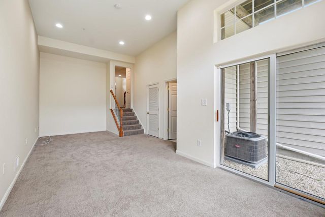 8910 DAWSON MANOR DR, Ellicott City, MD 21043