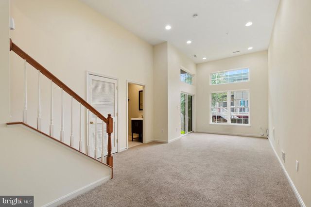 8910 DAWSON MANOR DR, Ellicott City, MD 21043