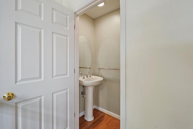 8910 DAWSON MANOR DR, Ellicott City, MD 21043