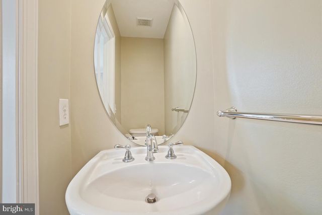 8910 DAWSON MANOR DR, Ellicott City, MD 21043