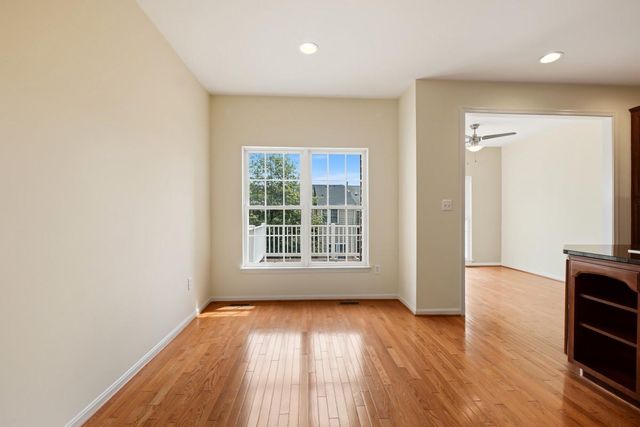 8910 DAWSON MANOR DR, Ellicott City, MD 21043