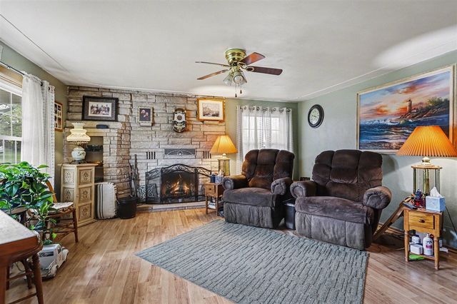 7511 E Drive, Battle Creek, MI 49014