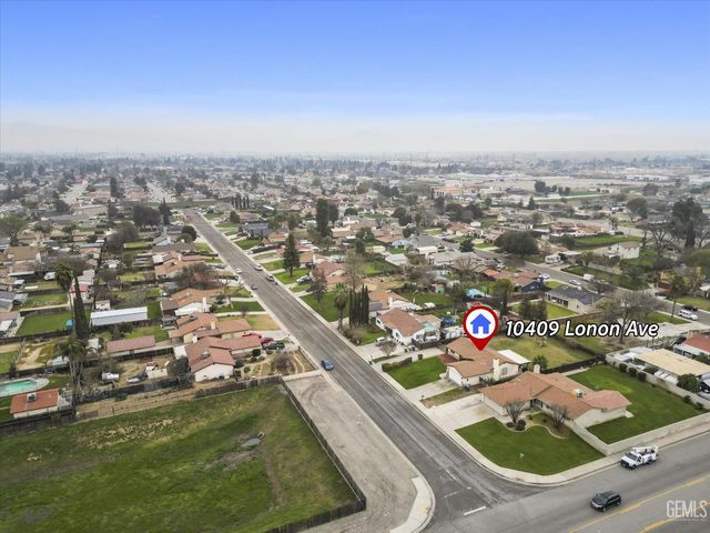 10409 Lonon Avenue, Bakersfield, CA 93312