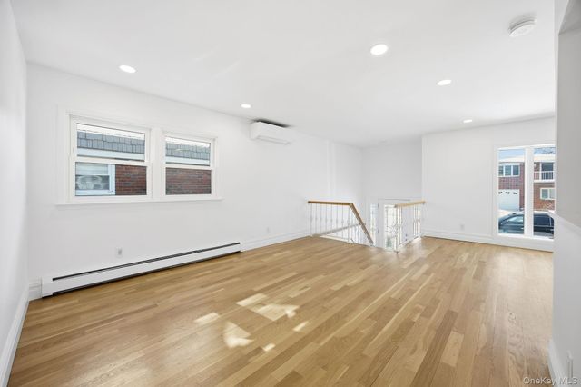 158-10 95th Street, Howard Beach, NY 11414