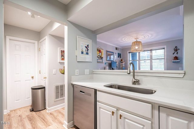 1111 Parkridge Lane 103, Raleigh, NC 27605