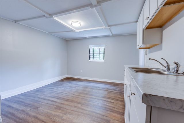 1931 Federal Street Ext, Perry Hilltop, PA 15214