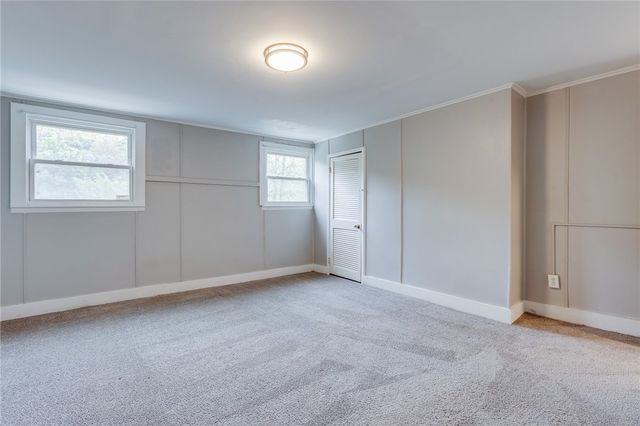 1931 Federal Street Ext, Perry Hilltop, PA 15214