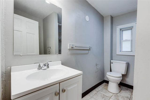 1931 Federal Street Ext, Perry Hilltop, PA 15214