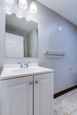 1931 Federal Street Ext, Perry Hilltop, PA 15214