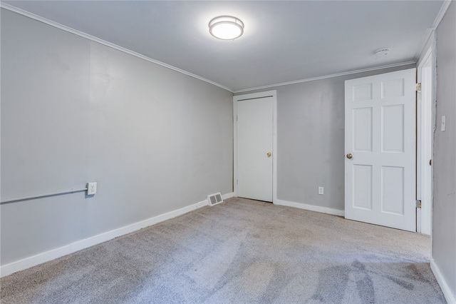 1931 Federal Street Ext, Perry Hilltop, PA 15214