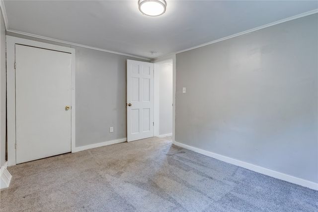 1931 Federal Street Ext, Perry Hilltop, PA 15214