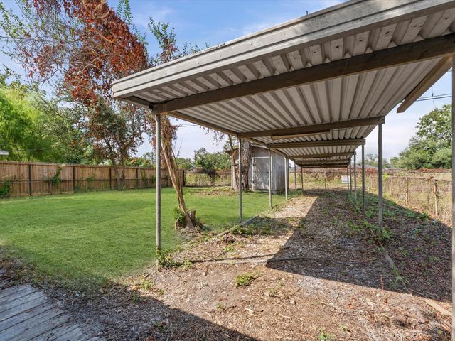 706 Redondo Drive, Houston, TX 77015
