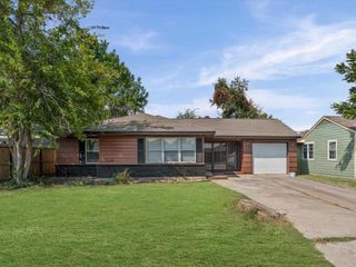 706 Redondo Drive, Houston, TX 77015