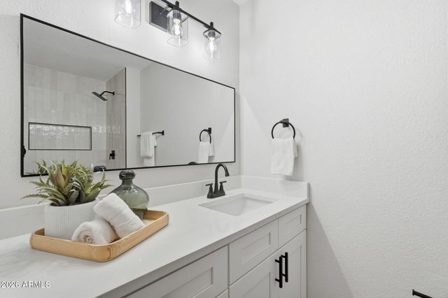 930 S DOBSON Road 83, Mesa, AZ 85202