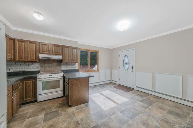 26 Heritage Place S, Nesconset, NY 11767