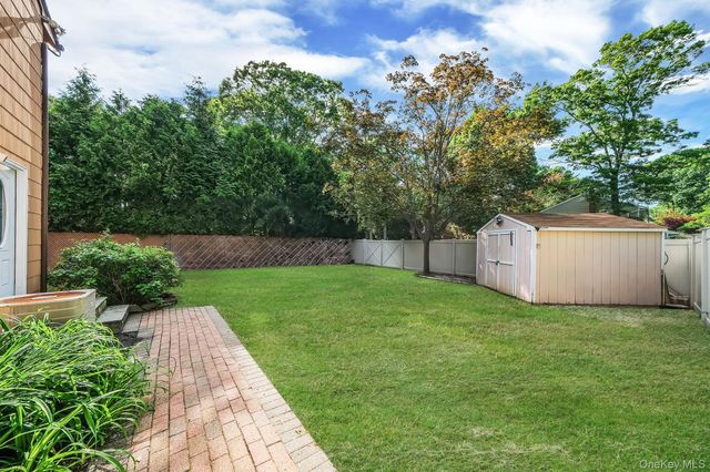 26 Heritage Place S, Nesconset, NY 11767