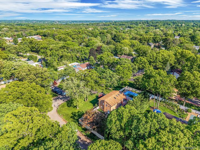 26 Heritage Place S, Nesconset, NY 11767