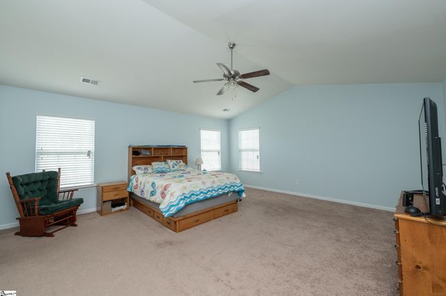 611 Willow Bank Landing, Moore, SC 29369