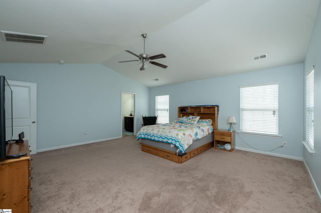 611 Willow Bank Landing, Moore, SC 29369