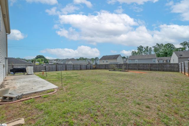 611 Willow Bank Landing, Moore, SC 29369