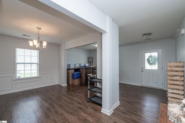 611 Willow Bank Landing, Moore, SC 29369