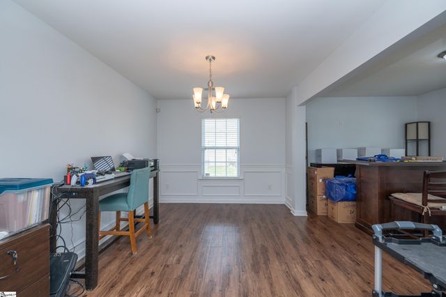 611 Willow Bank Landing, Moore, SC 29369