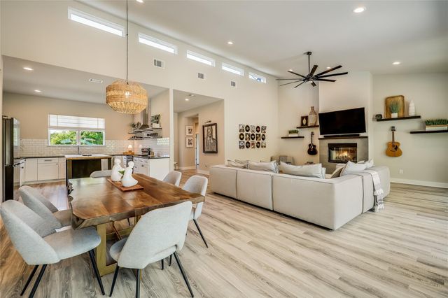 20702 Post Oak DR, Lago Vista, TX 78645