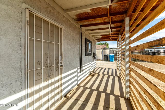 2811 W PIMA Street, Phoenix, AZ 85009