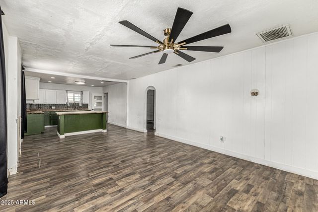 2811 W PIMA Street, Phoenix, AZ 85009