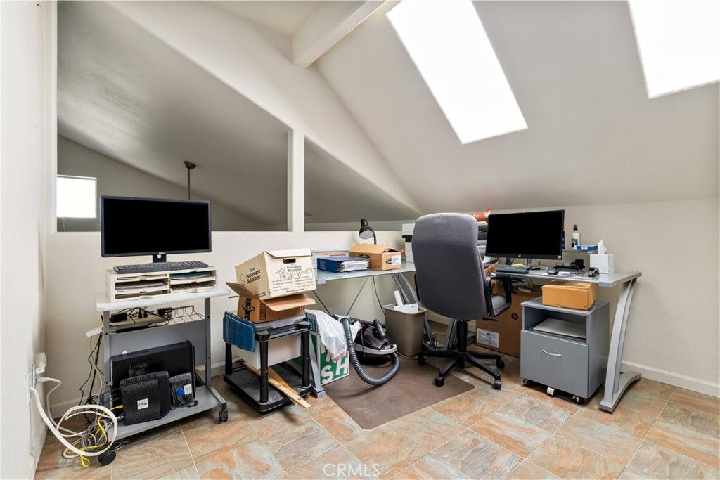 Image 20 of property listing at 2646 Oak Shores, Bradley, CA 93426