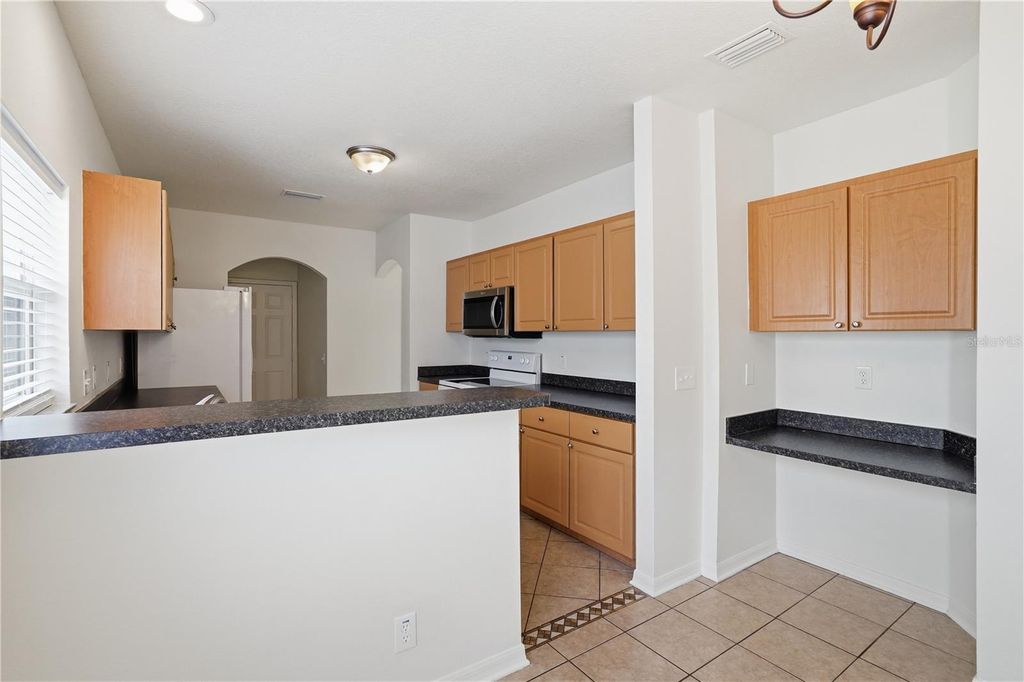 Image 18 of property listing at 4155 DAY BRIDGE PLACE, Ellenton, FL 34222