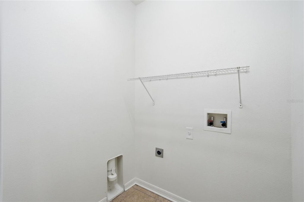 Image 36 of property listing at 4155 DAY BRIDGE PLACE, Ellenton, FL 34222