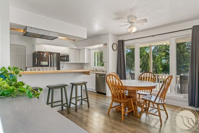 401 W 11th Street, Laurel, MT 59044