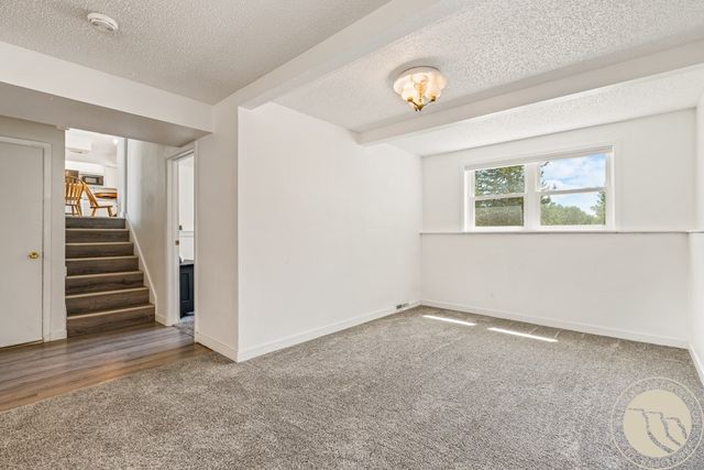 401 W 11th Street, Laurel, MT 59044