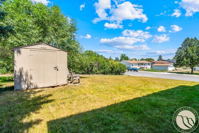 401 W 11th Street, Laurel, MT 59044