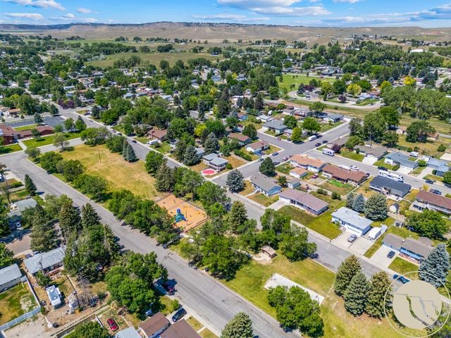 401 W 11th Street, Laurel, MT 59044